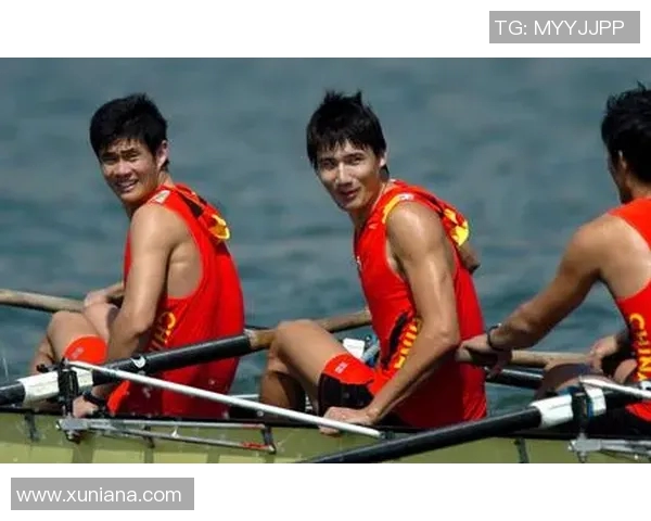 中国赛艇男队八人艇冲金成功，历史首次